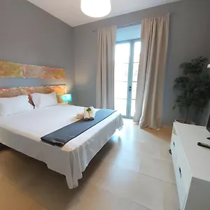 https://del-parque-flats-central.hotelsinnerja.org